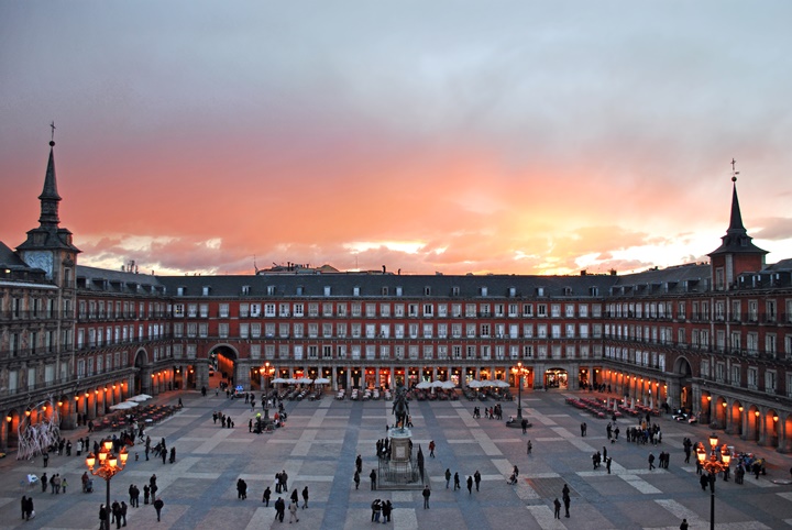 Attractions and things to do in Madrid