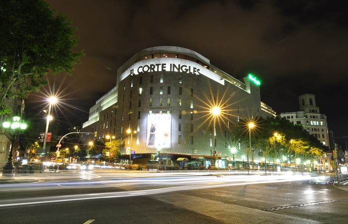 El Corte Ingles shopping center in Barcelona